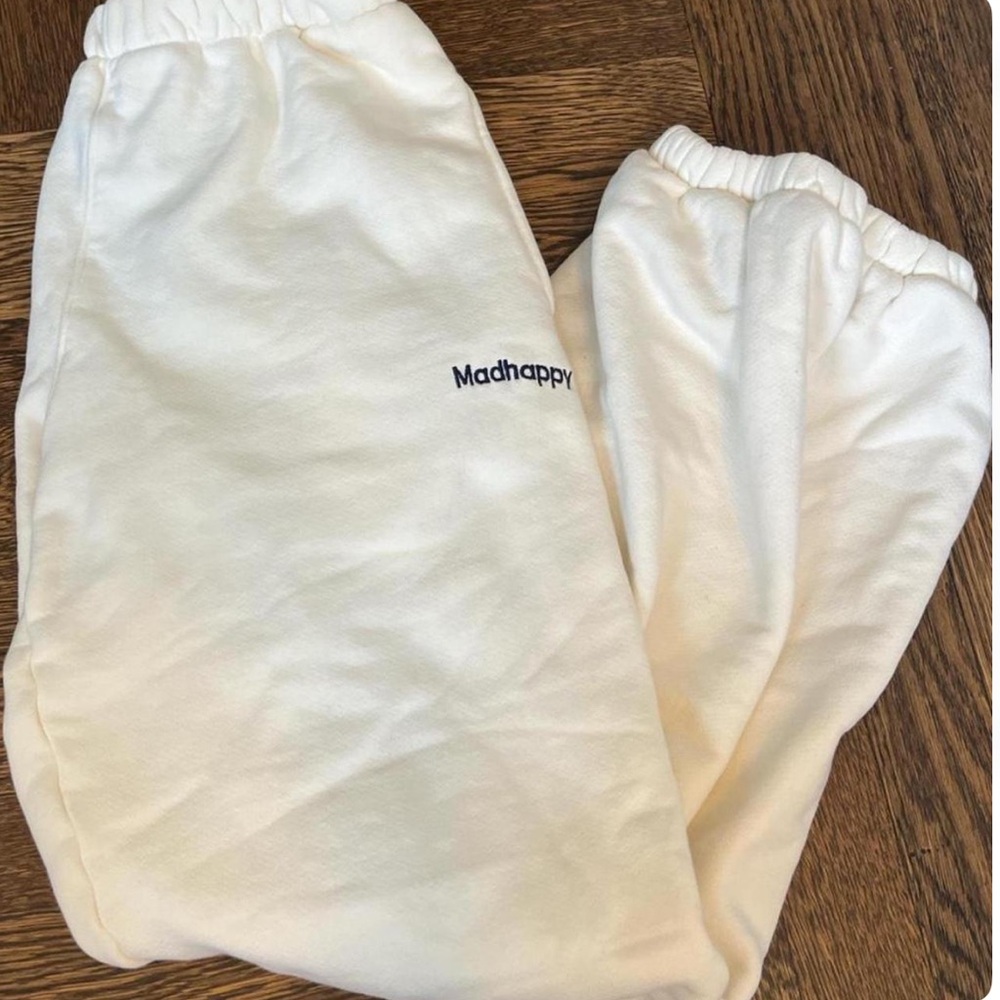 Madhappy Off-White Joggers/sweatpants